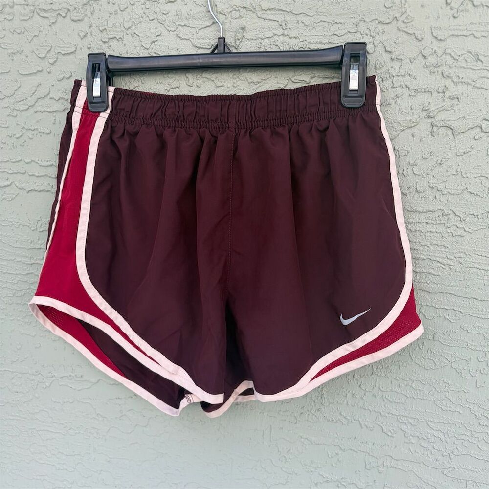 Nike Women's Tempo Running Shorts Size M Maroon Dri-FIT Gym Activewear